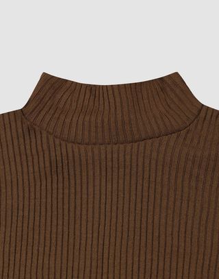 Women's merino wool ribbed turtleneck top