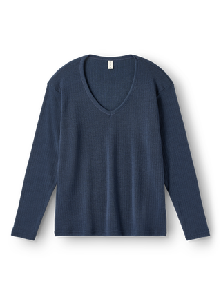 Women's wide-rib merino wool V-neck long-sleeve top