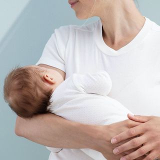 Baby pointelle cotton bodysuit