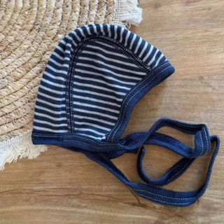 Baby wool and silk bonnet (hat)