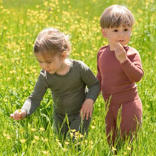 Baby merino wool and silk long-sleeved bodysuit (vest)