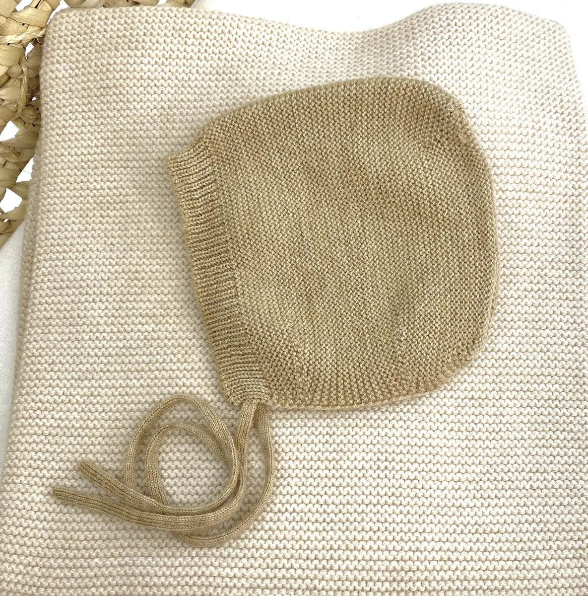 Baby merino wool newborn hat