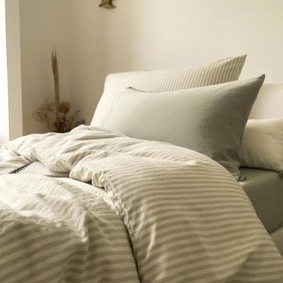 Cotton percale duvet cover, lime stripe